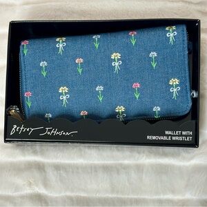 Betsey Johnson Denim Wallet Wristlet Gift Box Embroidered Flowers Spring Y2K New